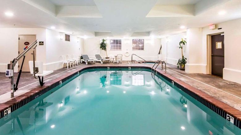 <b>Sleep Inn & Suites Pool</b>. Images powered by <a href="https://iceportal.shijigroup.com/" title="IcePortal" target="_blank">IcePortal</a>.