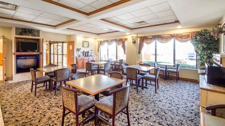 Quality Inn & Suites Pryor Restaurant