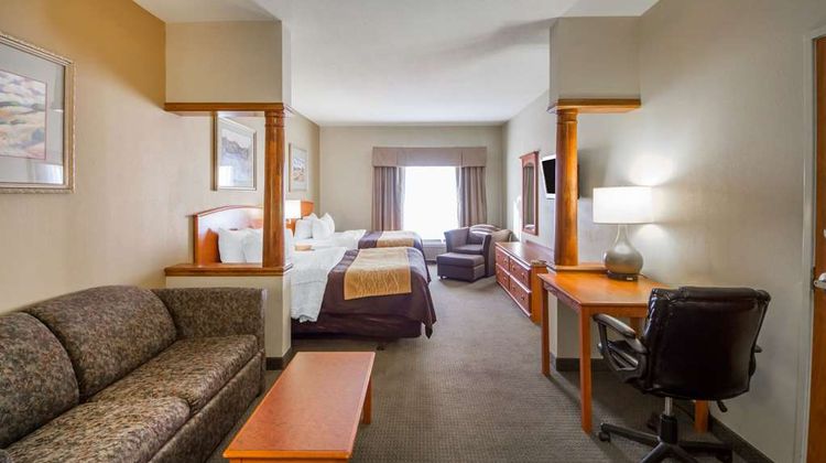 Quality Inn & Suites Pryor Suite