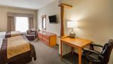 <b>Quality Inn & Suites Pryor Suite</b>. Images powered by <a href="https://iceportal.shijigroup.com/" title="IcePortal" target="_blank">IcePortal</a>.
