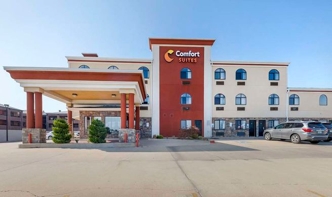 Comfort Suites Fairgrounds West Exterior