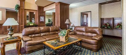 Quality Inn and Suites Guymon East Lobby