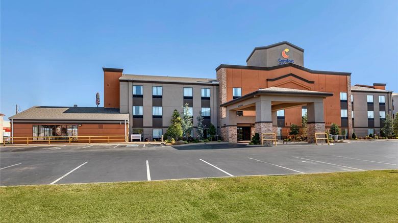 <b>Comfort Inn & Suites Exterior</b>. Images powered by <a href="https://iceportal.shijigroup.com/" title="IcePortal" target="_blank">IcePortal</a>.