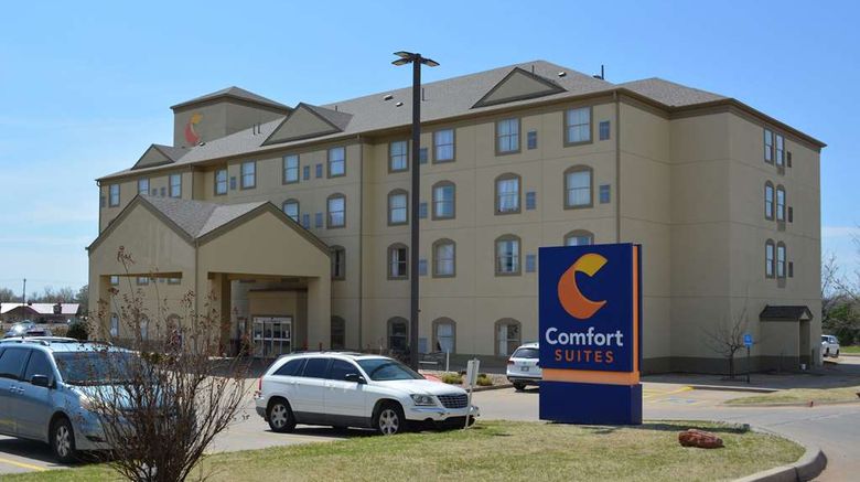 <b>Comfort Suites-SW Oklahoma City Exterior</b>. Images powered by <a href="https://iceportal.shijigroup.com/" title="IcePortal" target="_blank">IcePortal</a>.