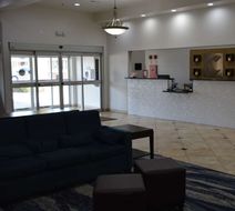 Comfort Suites-SW Oklahoma City Lobby