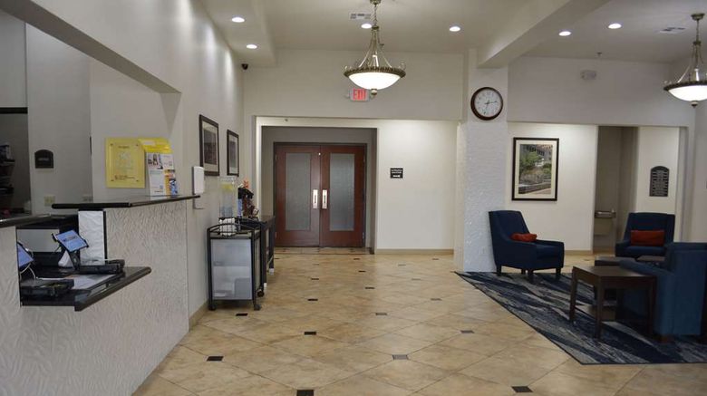 <b>Comfort Suites-SW Oklahoma City Lobby</b>. Images powered by <a href="https://iceportal.shijigroup.com/" title="IcePortal" target="_blank">IcePortal</a>.