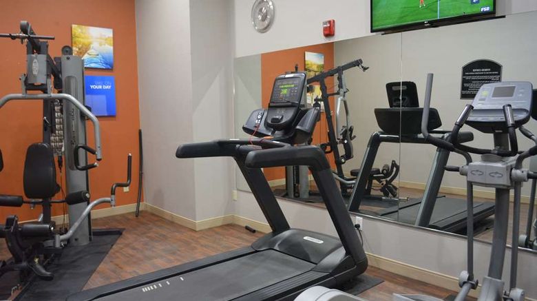 <b>Comfort Suites-SW Oklahoma City Health</b>. Images powered by <a href="https://iceportal.shijigroup.com/" title="IcePortal" target="_blank">IcePortal</a>.
