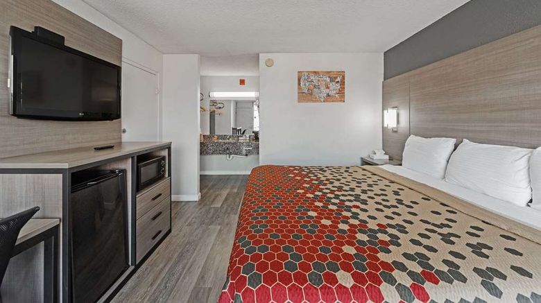 <b>Econo Lodge Inn & Suites Bricktown Room</b>. Images powered by <a href="https://iceportal.shijigroup.com/" title="IcePortal" target="_blank">IcePortal</a>.