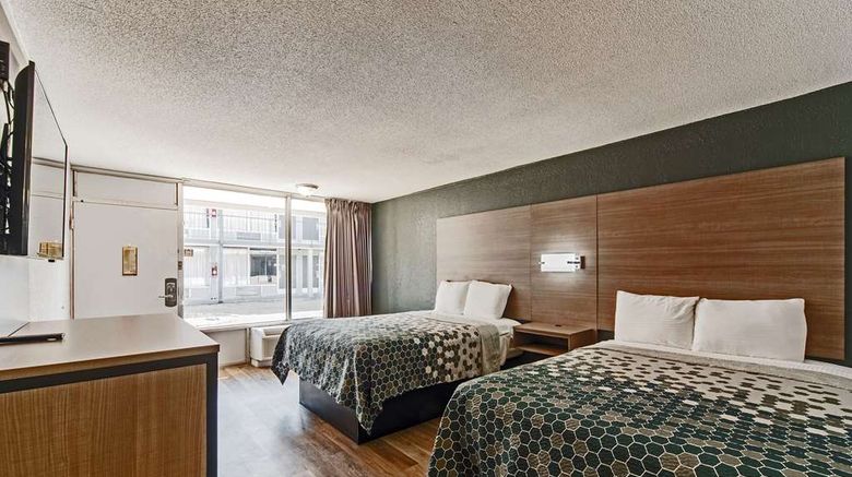 <b>Econo Lodge Inn & Suites Bricktown Room</b>. Images powered by <a href="https://iceportal.shijigroup.com/" title="IcePortal" target="_blank">IcePortal</a>.
