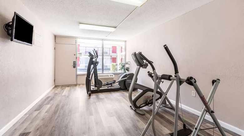 <b>Econo Lodge Inn & Suites Bricktown Health</b>. Images powered by <a href="https://iceportal.shijigroup.com/" title="IcePortal" target="_blank">IcePortal</a>.
