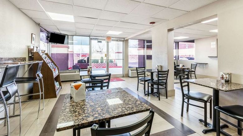 <b>Econo Lodge Inn & Suites Bricktown Restaurant</b>. Images powered by <a href="https://iceportal.shijigroup.com/" title="IcePortal" target="_blank">IcePortal</a>.