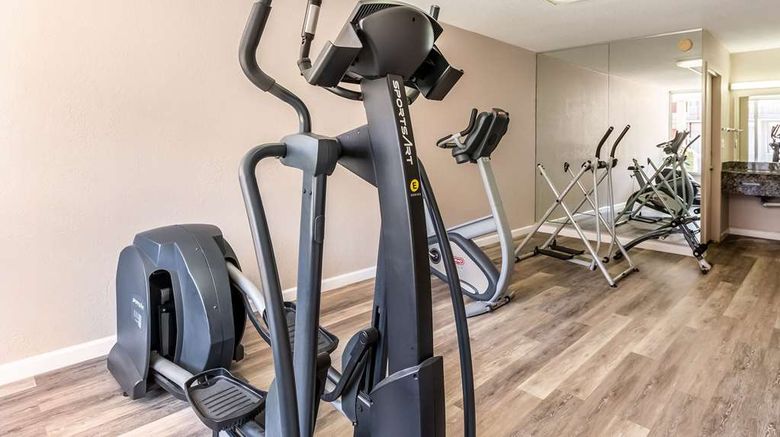 <b>Econo Lodge Inn & Suites Bricktown Health</b>. Images powered by <a href="https://iceportal.shijigroup.com/" title="IcePortal" target="_blank">IcePortal</a>.