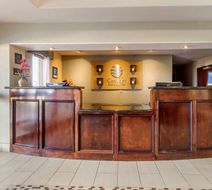 Comfort Inn & Suites Lobby