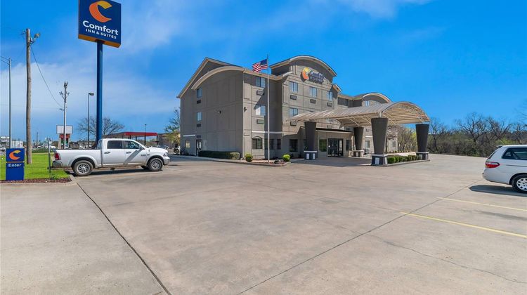 Comfort Inn & Suites Hotel Atoka Exterior