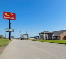 Econo Lodge Pryor Exterior