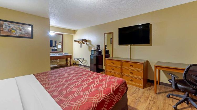 Econo Lodge Pryor Room