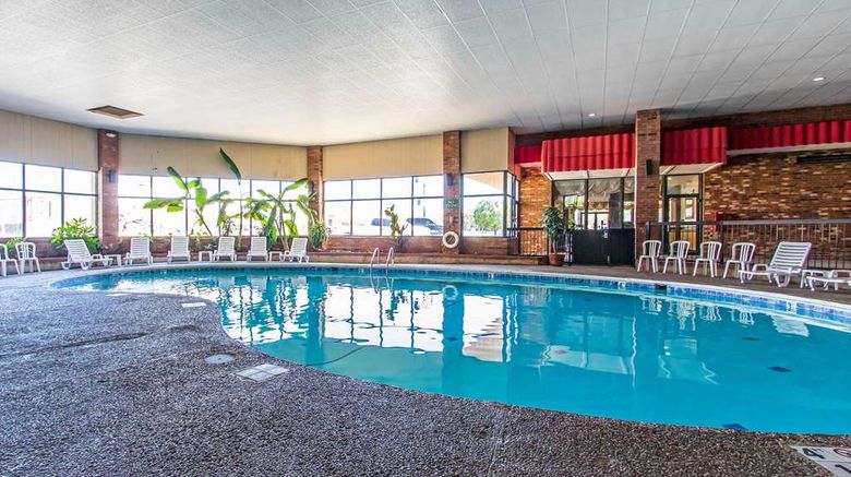 <b>Quality Inn Duncan Pool</b>. Images powered by <a href="https://iceportal.shijigroup.com/" title="IcePortal" target="_blank">IcePortal</a>.