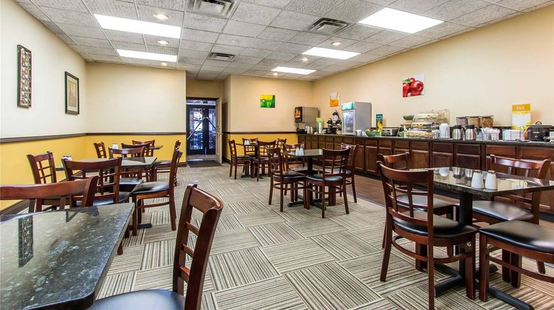 <b>Quality Inn Duncan Restaurant</b>. Images powered by <a href="https://iceportal.shijigroup.com/" title="IcePortal" target="_blank">IcePortal</a>.
