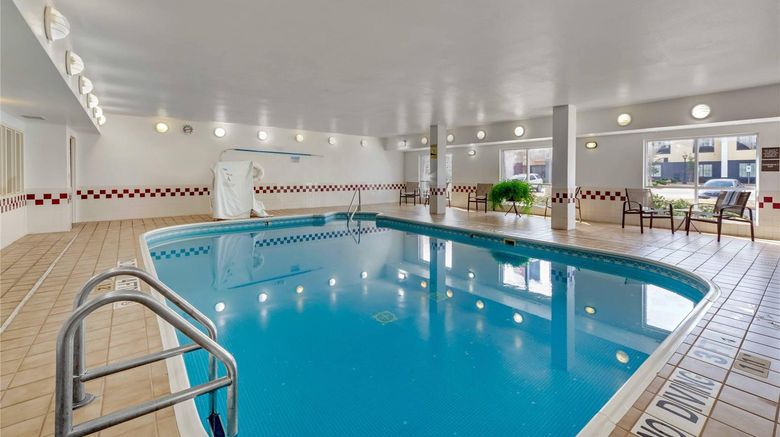 <b>Comfort Inn Oklahoma City Pool</b>. Images powered by <a href="https://iceportal.shijigroup.com/" title="IcePortal" target="_blank">IcePortal</a>.