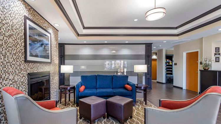 Comfort Inn and Suites Glenpool Lobby