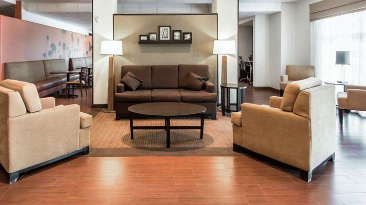 Sleep Inn & Suites Hennessey Lobby