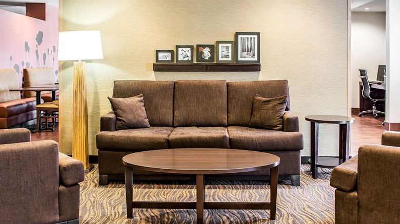 <b>Sleep Inn & Suites, Blackwell Lobby</b>. Images powered by <a href="https://iceportal.shijigroup.com/" title="IcePortal" target="_blank">IcePortal</a>.
