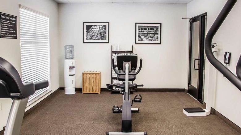 <b>Sleep Inn & Suites, Blackwell Health</b>. Images powered by <a href="https://iceportal.shijigroup.com/" title="IcePortal" target="_blank">IcePortal</a>.