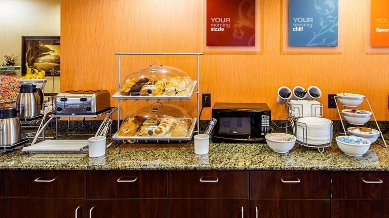 <b>Comfort Inn and Suites Alva Restaurant</b>. Images powered by <a href="https://iceportal.shijigroup.com/" title="IcePortal" target="_blank">IcePortal</a>.