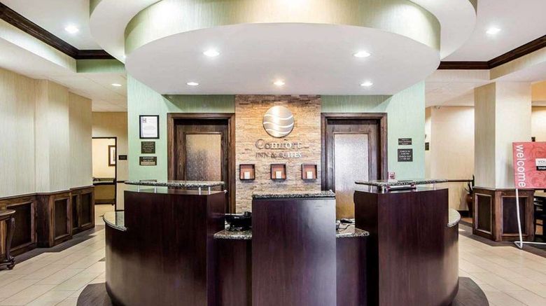 <b>Comfort Inn and Suites Alva Lobby</b>. Images powered by <a href="https://iceportal.shijigroup.com/" title="IcePortal" target="_blank">IcePortal</a>.