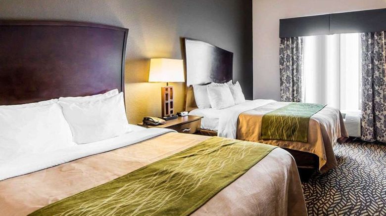 <b>Comfort Inn and Suites Alva Room</b>. Images powered by <a href="https://iceportal.shijigroup.com/" title="IcePortal" target="_blank">IcePortal</a>.