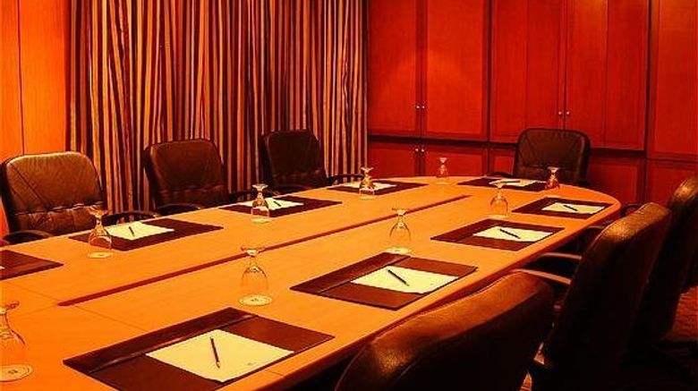 <b>The Linden Suites Meeting</b>. Images powered by <a href="https://www.leonardoworldwide.com/" title="Leonardo Worldwide" target="_blank">Leonardo</a>.