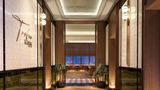 Holiday Inn Exp Phayathai Lobby