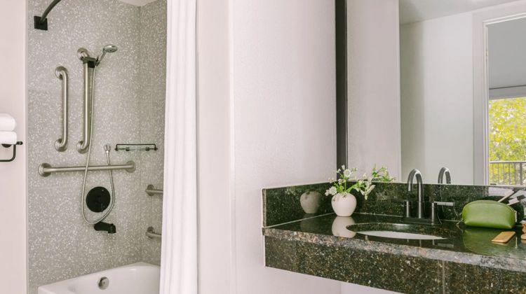 Voco Kissimmee Orlando Room
