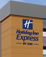 Holiday Inn Exp Suites Oak Park
