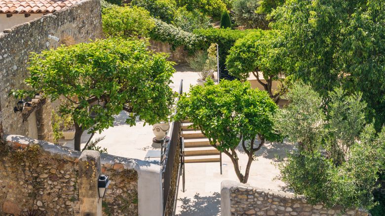 <b>Chateau Le Cagnard Exterior</b>. Images powered by <a href="https://www.leonardoworldwide.com/" title="Leonardo Worldwide" target="_blank">Leonardo</a>.
