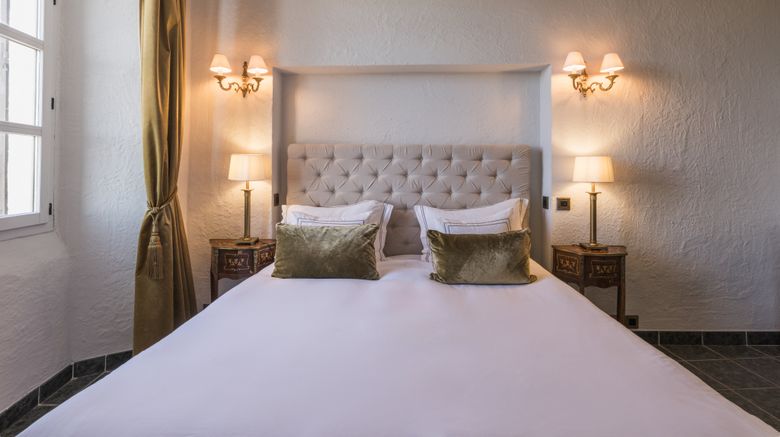 <b>Chateau Le Cagnard Suite</b>. Images powered by <a href="https://www.leonardoworldwide.com/" title="Leonardo Worldwide" target="_blank">Leonardo</a>.