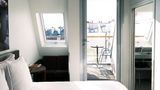 Hotel Jules & Jim Room