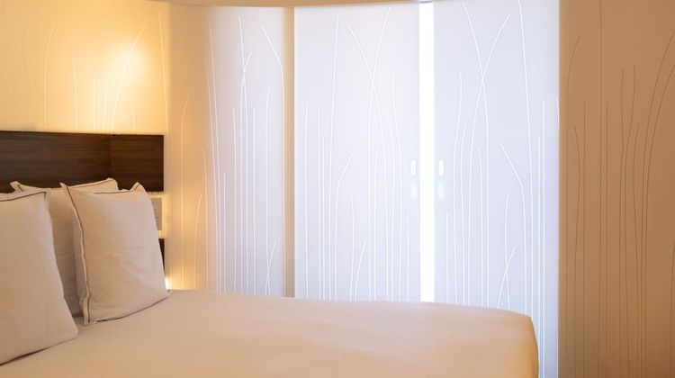Hotel Jules & Jim Room