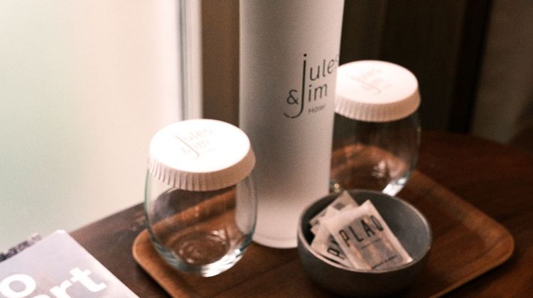 Hotel Jules & Jim Room
