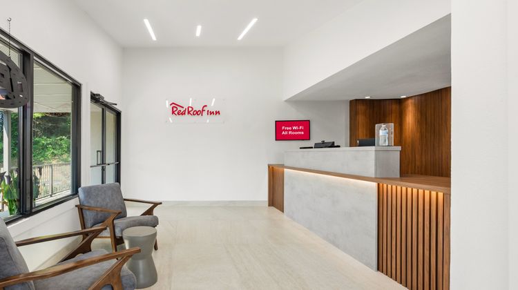 Red Roof Inn Wytheville Lobby