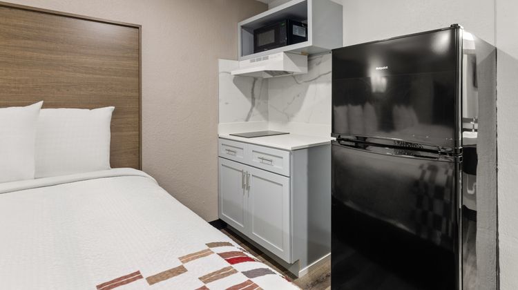 Red Roof Inn Wytheville Room