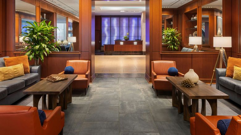 <b>Renaissance Columbus Downtown Hotel Lobby</b>. Images powered by <a href="https://www.leonardoworldwide.com/" title="Leonardo Worldwide" target="_blank">Leonardo</a>.