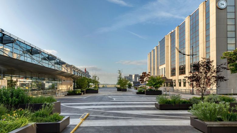 <b>Sheraton Brussels Airport Hotel Exterior</b>. Images powered by <a href="https://www.leonardoworldwide.com/" title="Leonardo Worldwide" target="_blank">Leonardo</a>.