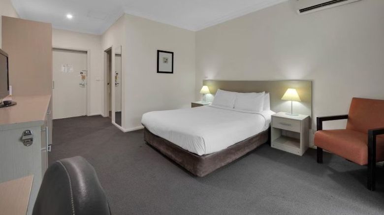 <b>Hunter Gateway Motel Room</b>. Images powered by <a href="https://www.leonardoworldwide.com/" title="Leonardo Worldwide" target="_blank">Leonardo</a>.