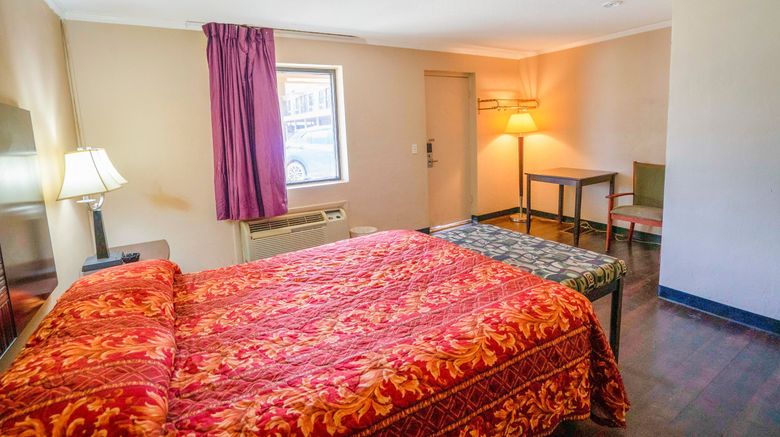 <b>OYO Hotel Opp AL, Floral Hwy Room</b>. Images powered by <a href="https://www.leonardoworldwide.com/" title="Leonardo Worldwide" target="_blank">Leonardo</a>.
