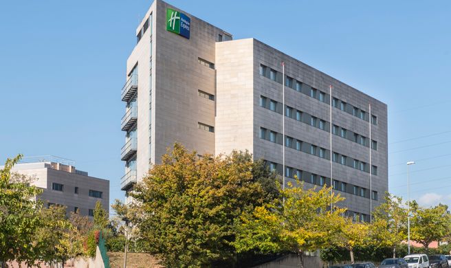 Holiday Inn Express Barcelona-Sant Cugat Exterior