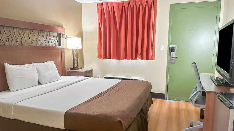 <b>OYO Hotel Mobile I-65 at Airport Blvd Room</b>. Images powered by <a href="https://www.leonardoworldwide.com/" title="Leonardo Worldwide" target="_blank">Leonardo</a>.