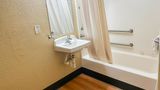 OYO Hotel Mobile I-65 at Airport Blvd Room