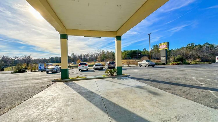 Super Inn & Suites Other