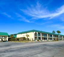 Super Inn & Suites Exterior